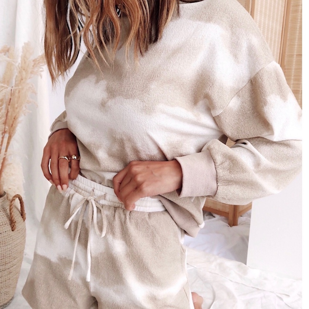 Nude tie dye two piece lounge wear set